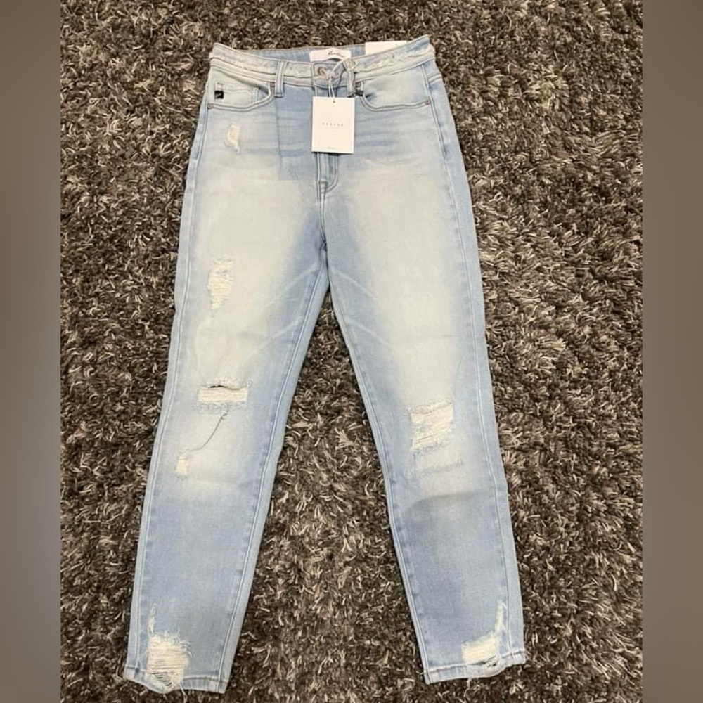 NWT KanCan Jeans size 9